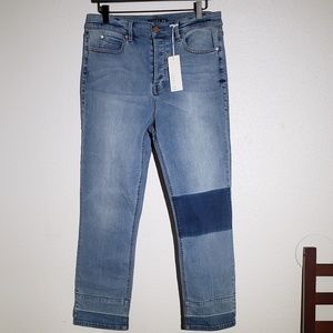 *SALE* NWT Level 99 Straight Leg Cropped Jean